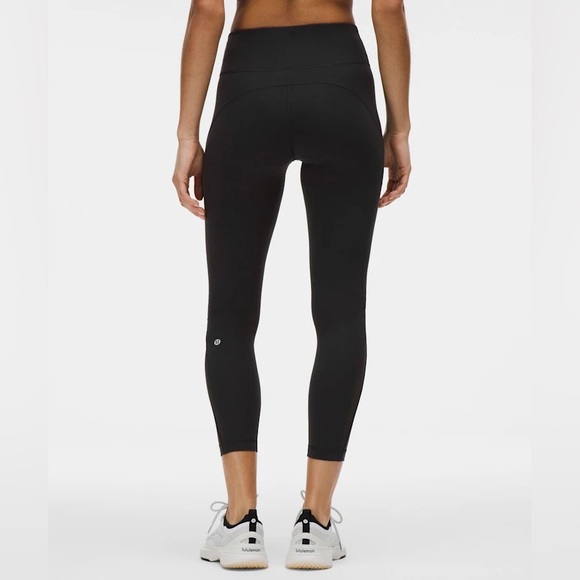 Lululemon Wunder Train Mesh Panel High-Rise Tight 25" | Size 2 - Picture 2 of 8